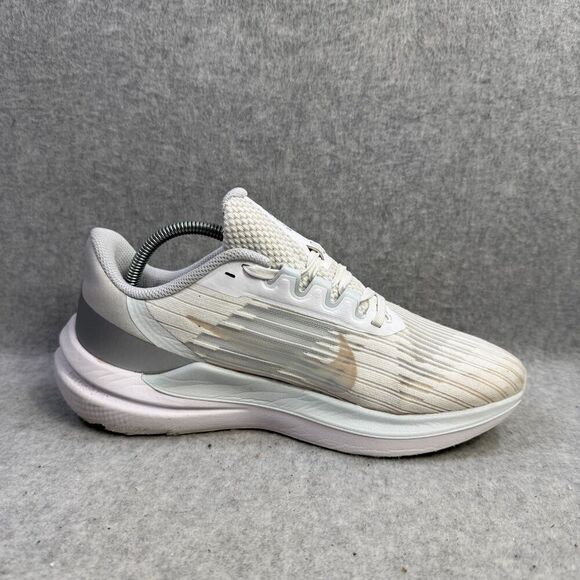 Nike Shoes Womens Size 7 Winflo 9 White Grey Athletic Running Sneaker DD8686-100 - Picture 7 of 9
